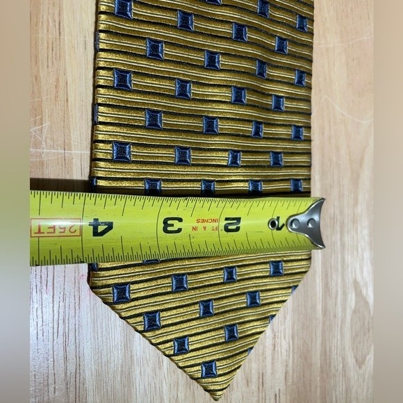 Mark Shale Gold and Navy Blue Patterned Tie Necktie 100% Silk - Picture 5 of 6